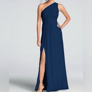 David’s Bridal Elegant Navy Blue One-Shoulder Dress Size 8 🩵